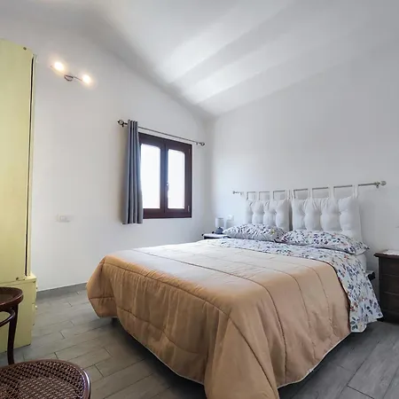 شقة Domus Deiana