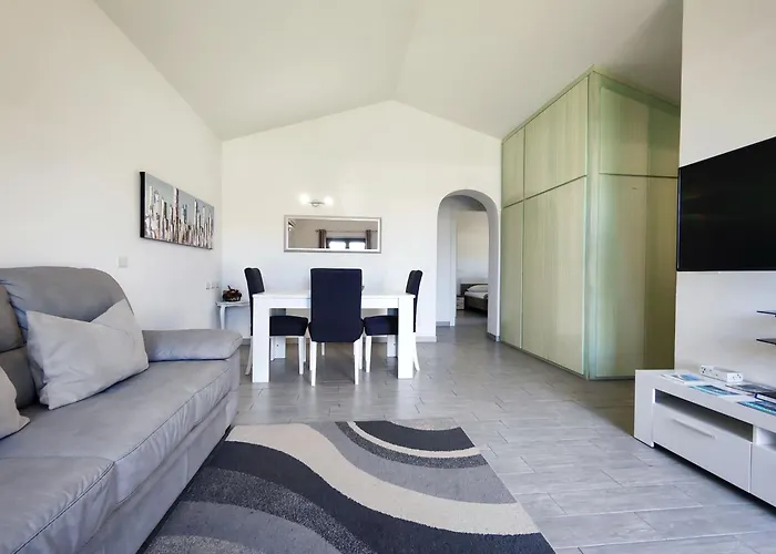 Domus Deiana Apartamento *